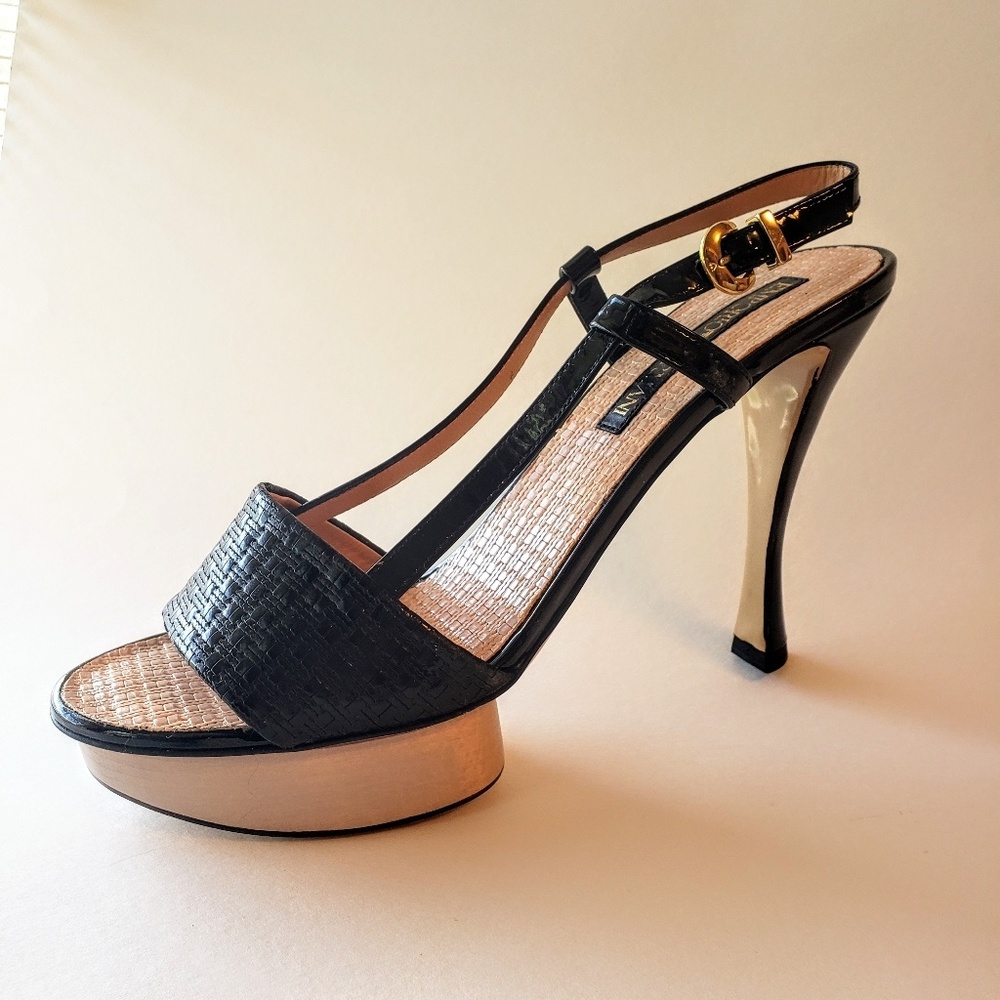 NWT $745 - Emporio Armani - Black Slingback Heels